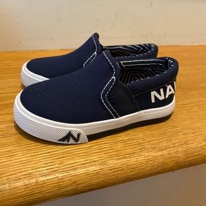 Nautica slip on canvas Toddler sneakers